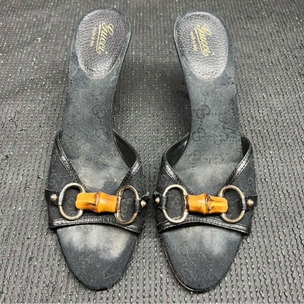 Gucci Black Heels with Gold and Brown Accents